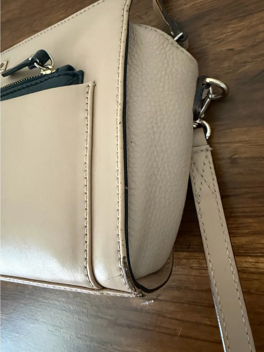 Kate Spade Beige Black Hadley Street Adelia 100% LEATHER Crossbody Messenger Bag - Picture 10 of 10